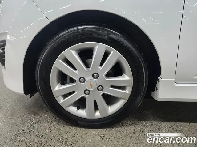 Chevrolet Spark 2012 1.0 автомат (гидро), миниатюра 5