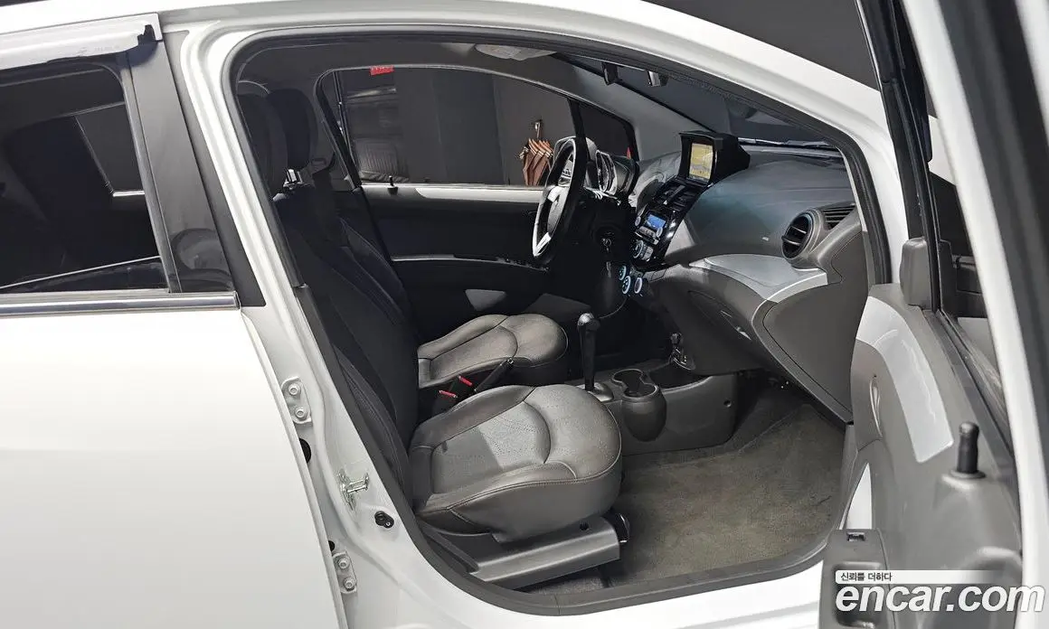 Chevrolet Spark 2013 1.0 автомат (гидро), фото 16