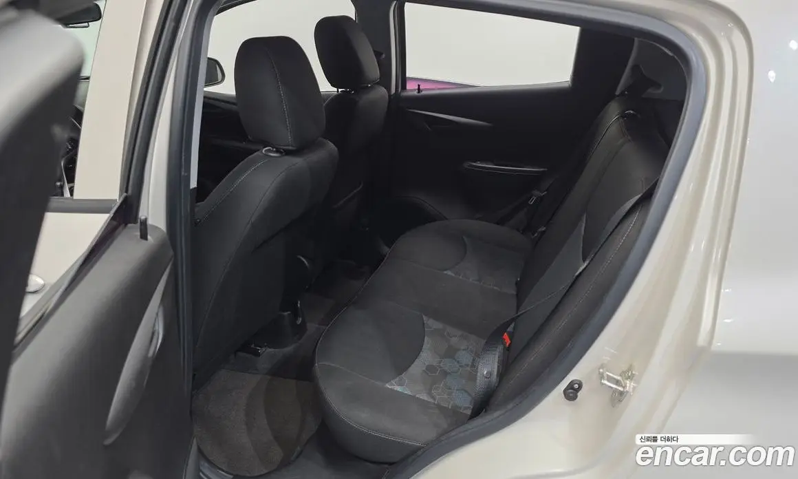 Chevrolet Spark 2015 1.0 автомат (гидро), фото 12