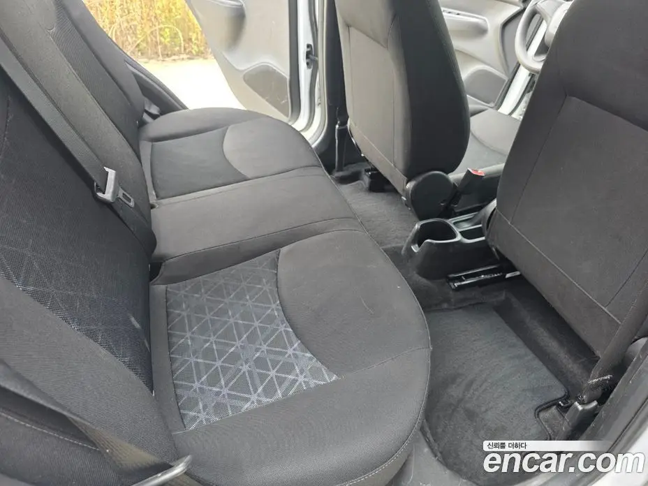 Chevrolet Spark 2018 1.0 автомат (вариатор), фото 20