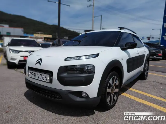 Citroen C4 Cactus 2017 1.6 автомат (робот), миниатюра 1 Citroen C4 Cactus 2017 1.6 автомат (робот), миниатюра 1