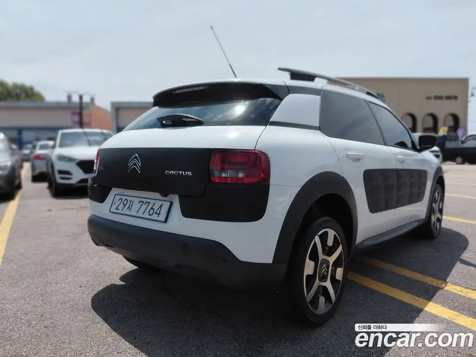 Citroen C4 Cactus 2017 1.6 автомат (робот), фото 2 Citroen C4 Cactus 2017 1.6 автомат (робот), фото 2