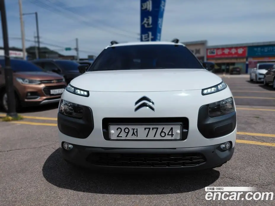 Citroen C4 Cactus 2017 1.6 автомат (робот), фото 3 Citroen C4 Cactus 2017 1.6 автомат (робот), фото 3