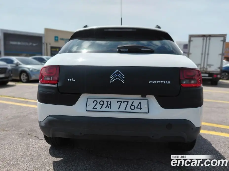 Citroen C4 Cactus 2017 1.6 автомат (робот), фото 4 Citroen C4 Cactus 2017 1.6 автомат (робот), фото 4