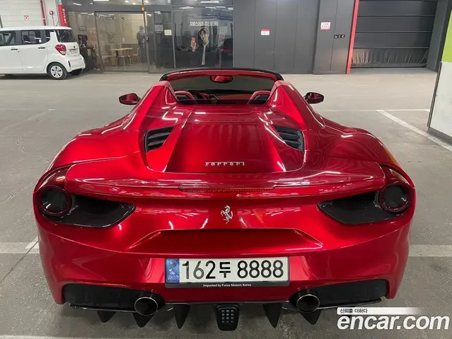 Ferrari 488 2018 3.9 автомат (гидро), миниатюра 5