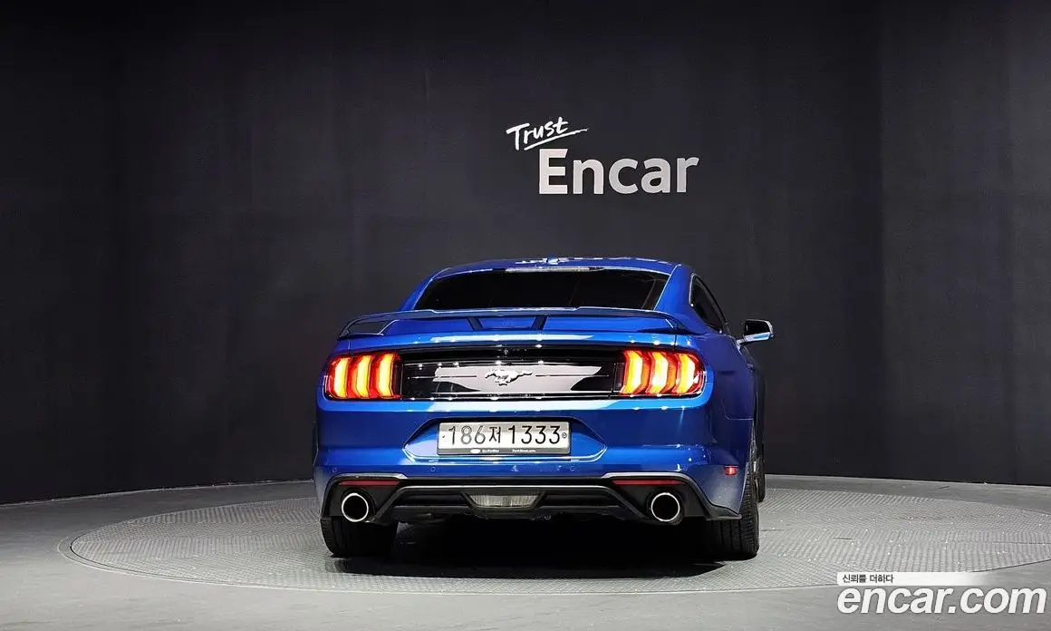 Ford Mustang 2018 2.3 автомат (гидро), фото 4 Ford Mustang 2018 2.3 автомат (гидро), фото 4