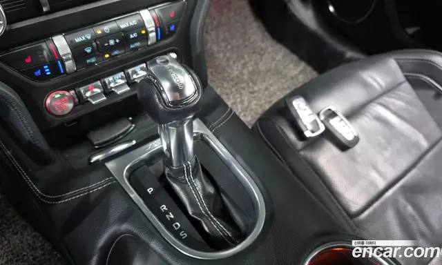 Ford Mustang 2019 2.3 автомат (гидро), миниатюра 12