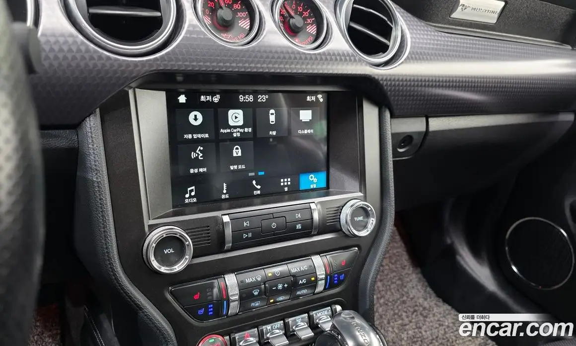 Ford Mustang 2019 2.3 автомат (гидро), фото 19