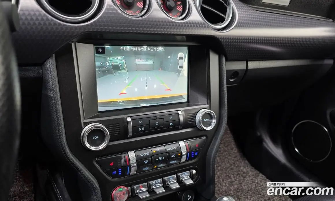 Ford Mustang 2019 2.3 автомат (гидро), фото 22