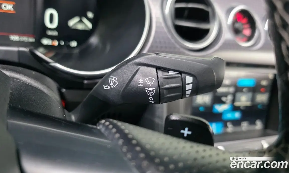 Ford Mustang 2019 2.3 автомат (гидро), фото 26
