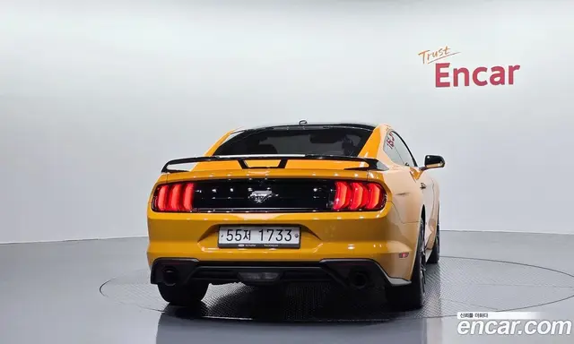 Ford Mustang 2019 2.3 автомат (гидро), миниатюра 4