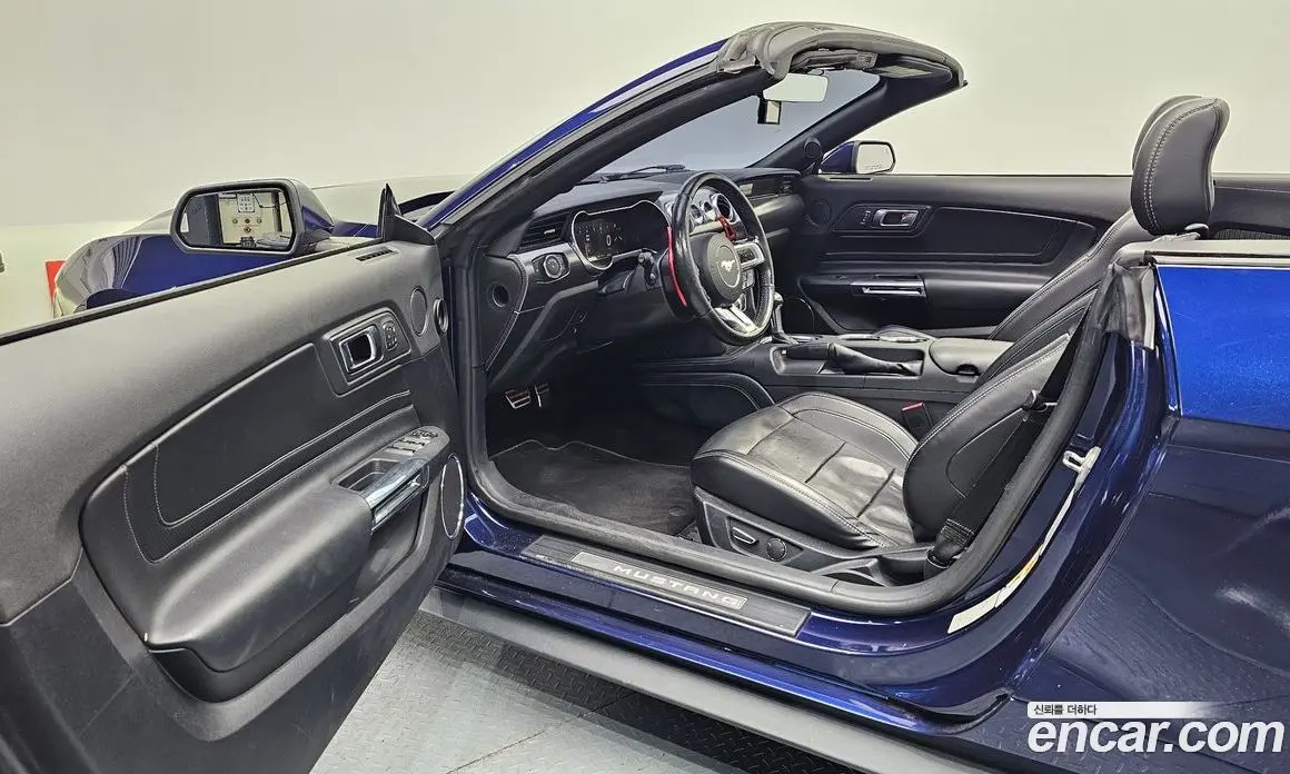 Ford Mustang 2019 2.3 автомат (гидро), фото 13