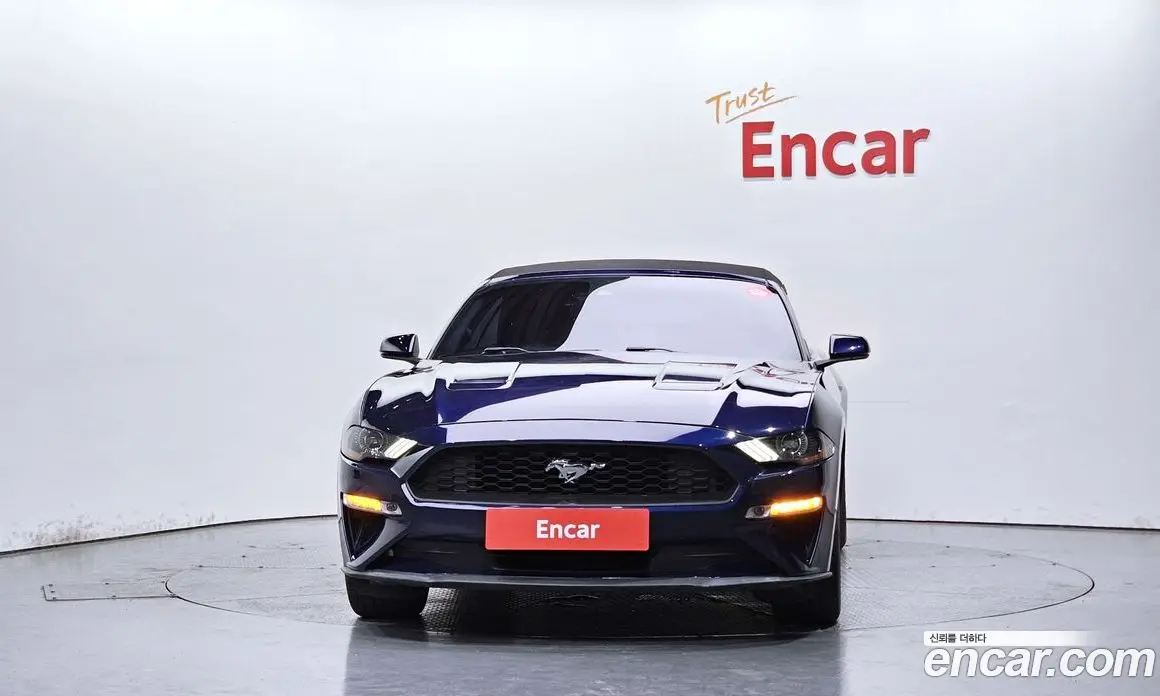Ford Mustang 2019 2.3 автомат (гидро), фото 3
