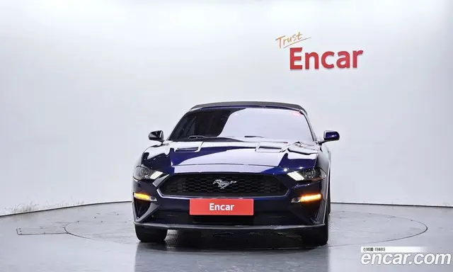 Ford Mustang 2019 2.3 автомат (гидро), миниатюра 3