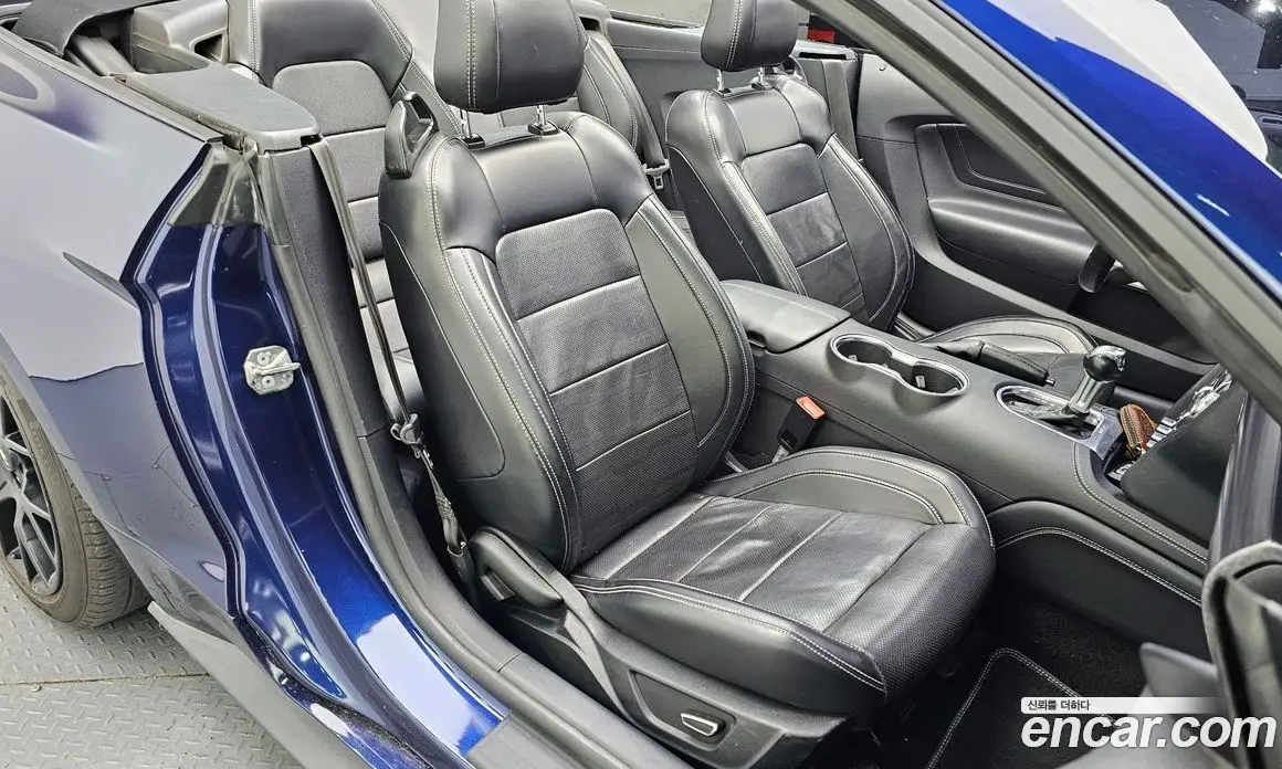 Ford Mustang 2019 2.3 автомат (гидро), фото 29