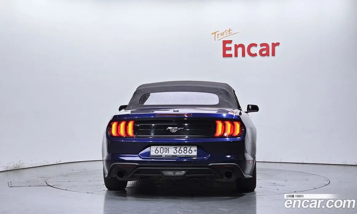 Ford Mustang 2019 2.3 автомат (гидро), фото 4