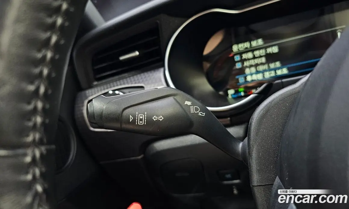 Ford Mustang 2019 2.3 автомат (гидро), фото 31