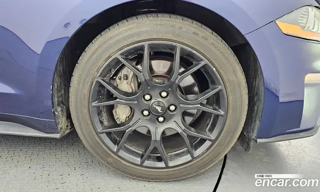 Ford Mustang 2019 2.3 автомат (гидро), миниатюра 7