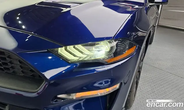 Ford Mustang 2019 2.3 автомат (гидро), миниатюра 8