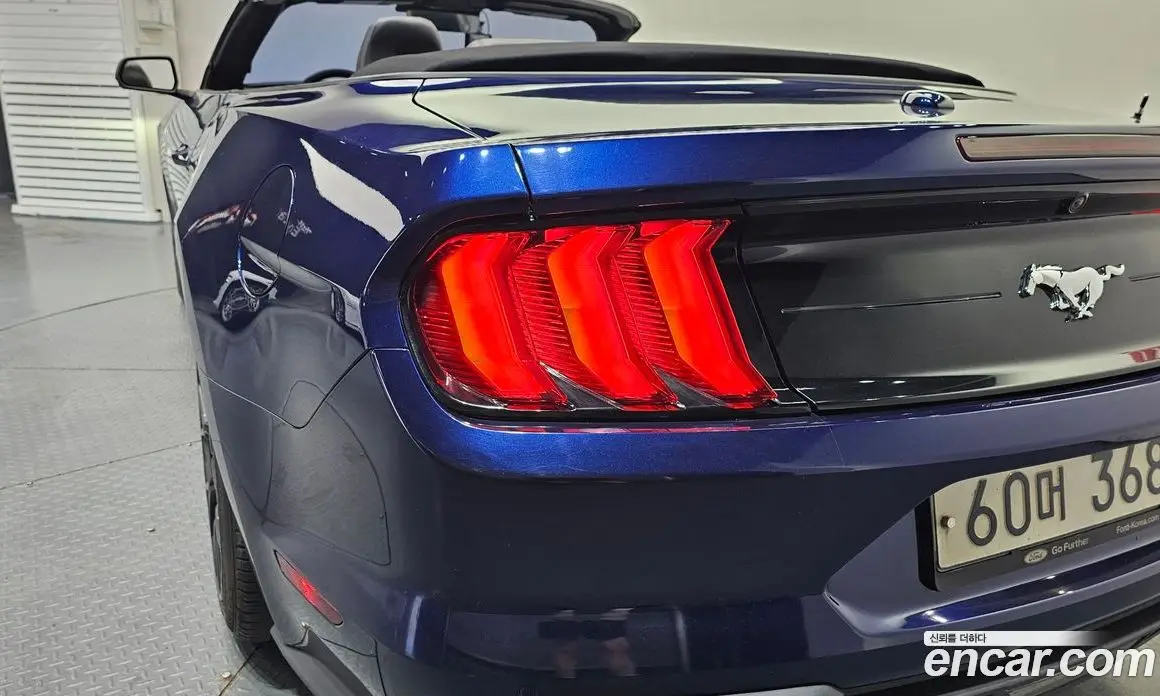 Ford Mustang 2019 2.3 автомат (гидро), фото 9