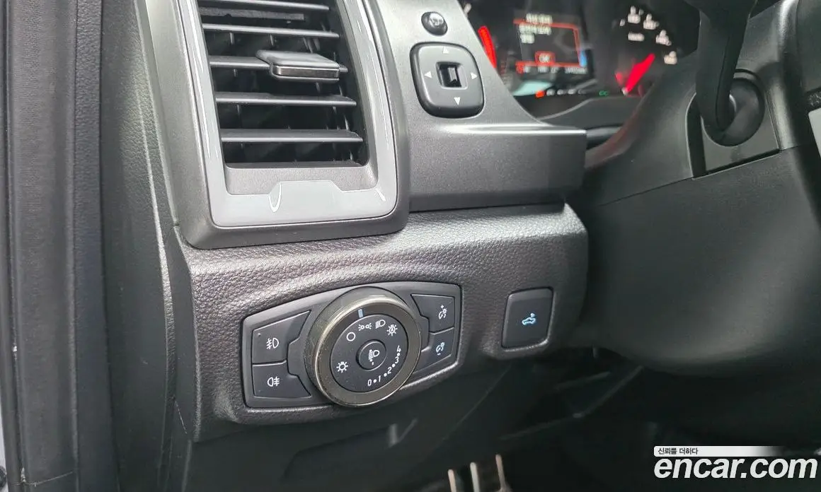 Ford Ranger 2022 2.0 автомат (гидро), фото 19