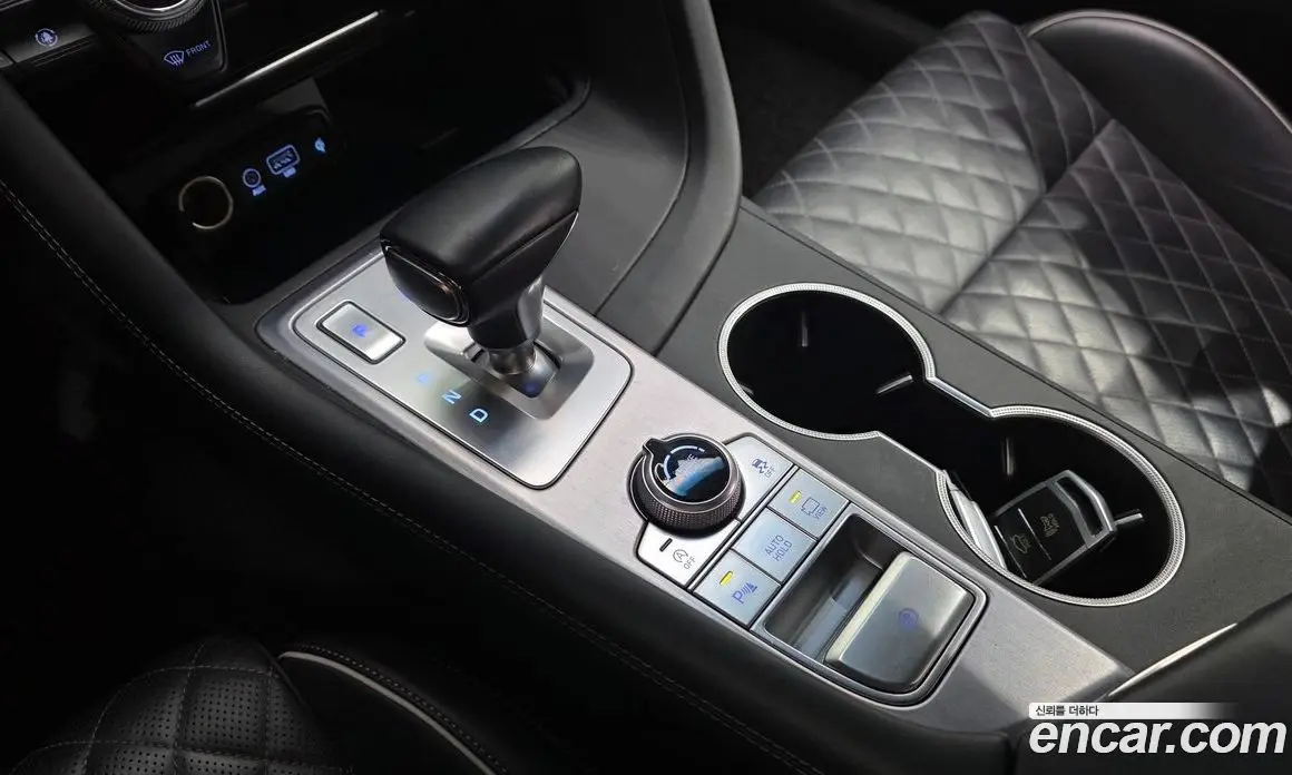 Genesis G70 2019 2.0 автомат (гидро), фото 12