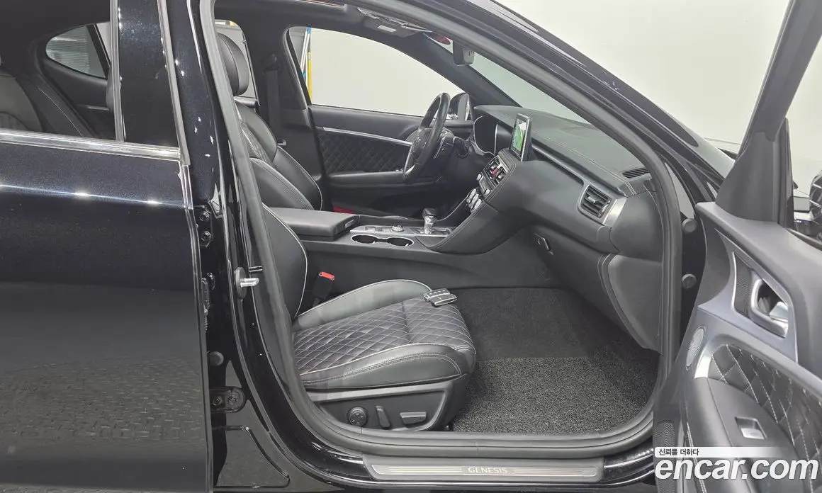 Genesis G70 2019 2.0 автомат (гидро), фото 16