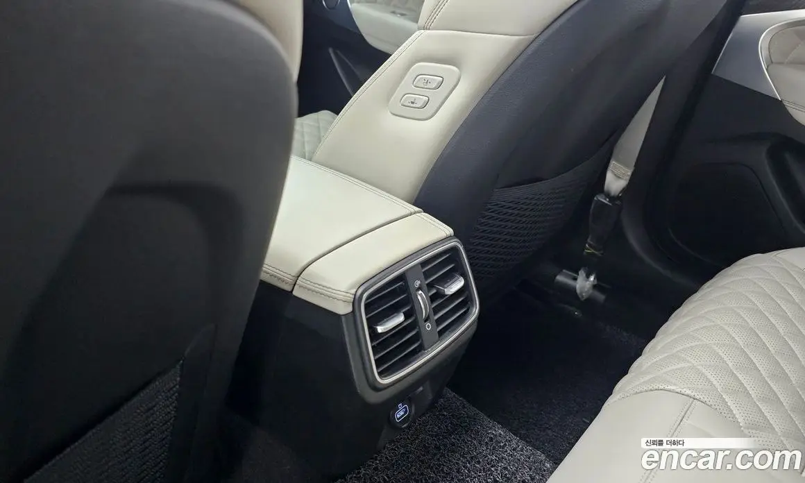 Genesis G70 2021 2.0 автомат (гидро), фото 31