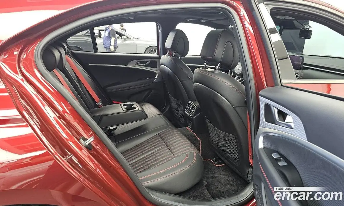 Genesis G70 2022 2.0 автомат (гидро), фото 12