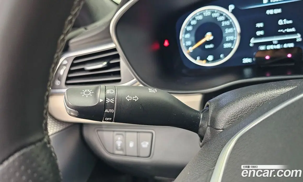 Genesis G70 2022 2.0 автомат (гидро), фото 26