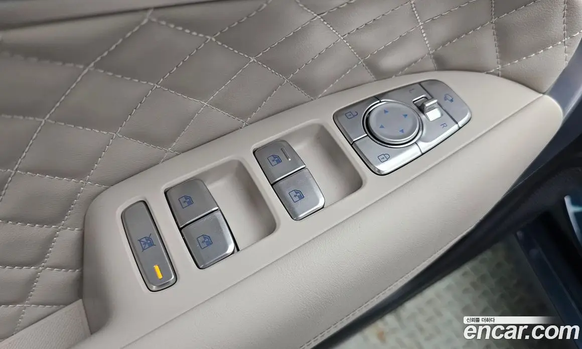 Genesis G70 2022 2.0 автомат (гидро), фото 28