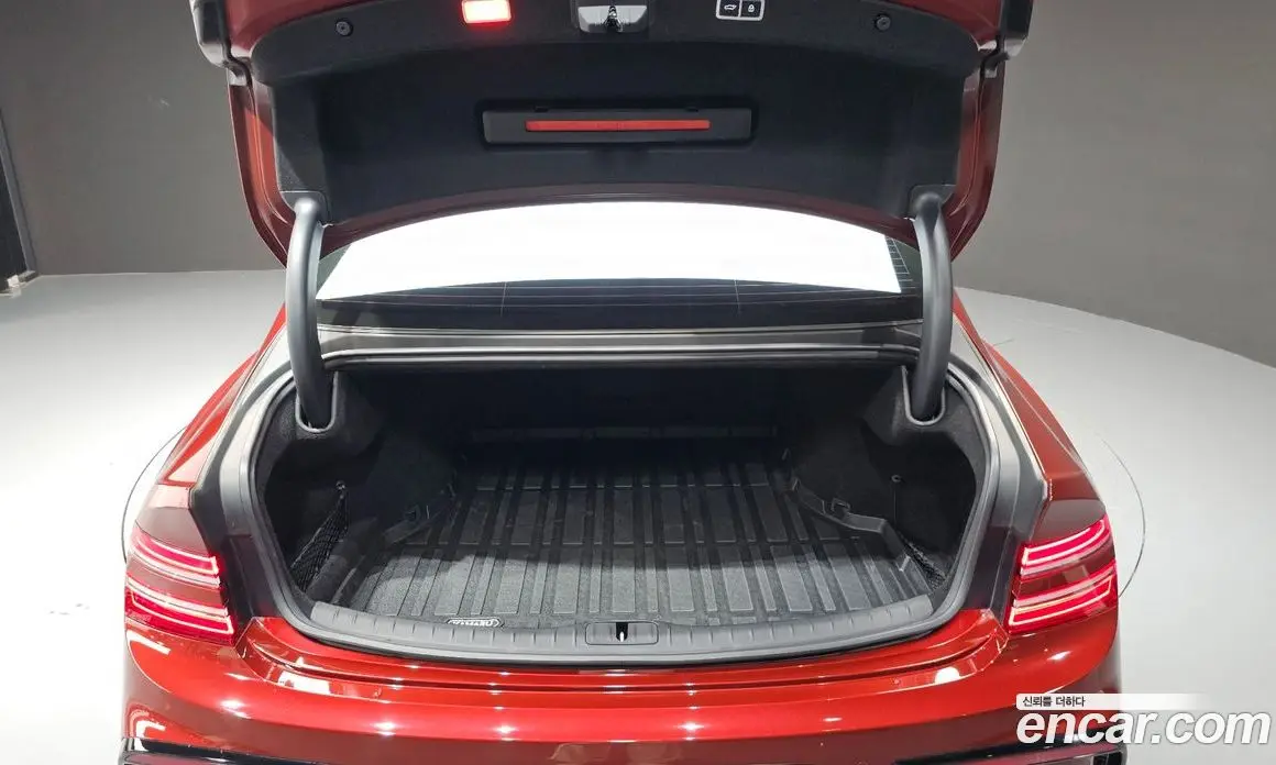 Genesis G80 2025 2.5 автомат (гидро), фото 30