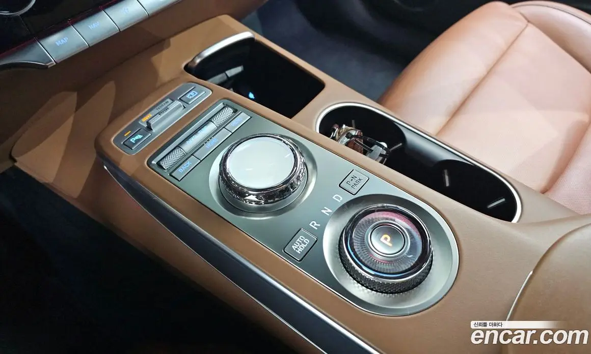 Genesis GV70 2022 2.5 автомат (гидро), фото 12