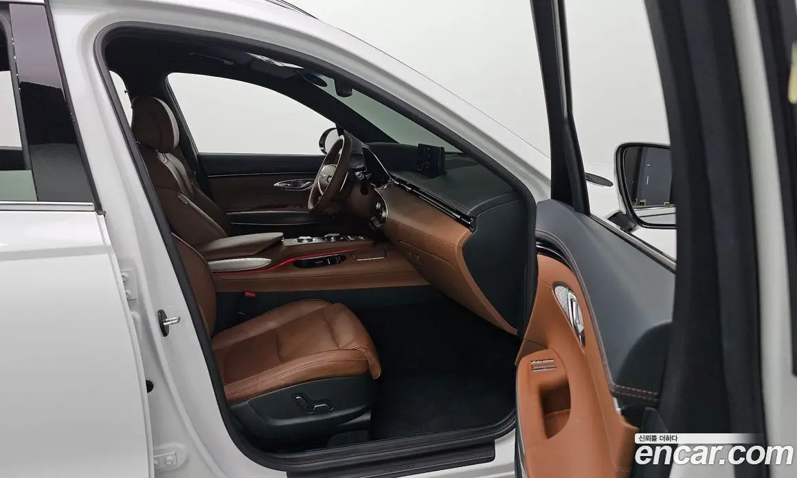 Genesis GV70 2022 2.5 автомат (гидро), фото 23