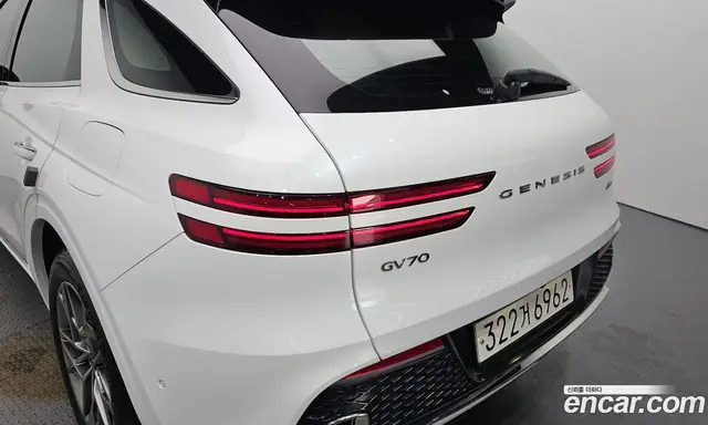 Genesis GV70 2022 2.5 автомат (гидро), миниатюра 9