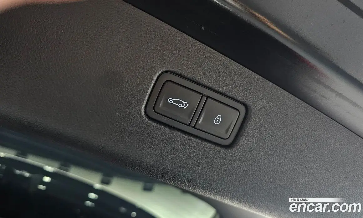 Genesis GV70 2025 2.5 автомат (гидро), фото 16 Genesis GV70 2025 2.5 автомат (гидро), фото 16