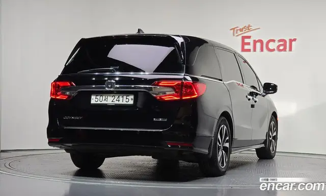 Honda Odyssey 2017 3.5 автомат (гидро), миниатюра 2