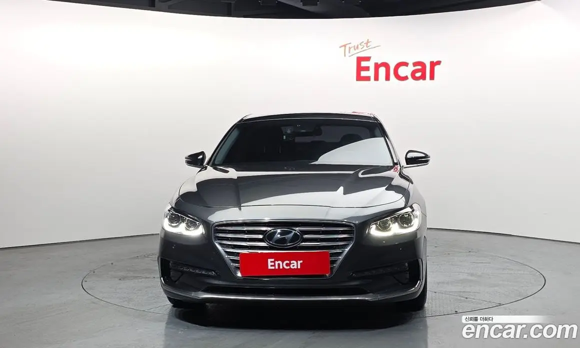 Hyundai Grandeur 2019 2.4 автомат (гидро), фото 3