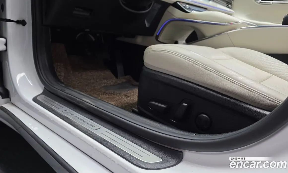 Hyundai Grandeur 2022 3.3 автомат (гидро), фото 32