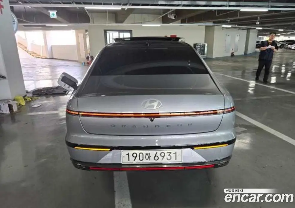 Hyundai Grandeur 2023 2.5 автомат (гидро), фото 3