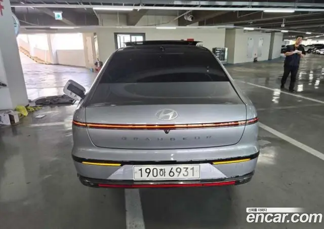 Hyundai Grandeur 2023 2.5 автомат (гидро), миниатюра 3