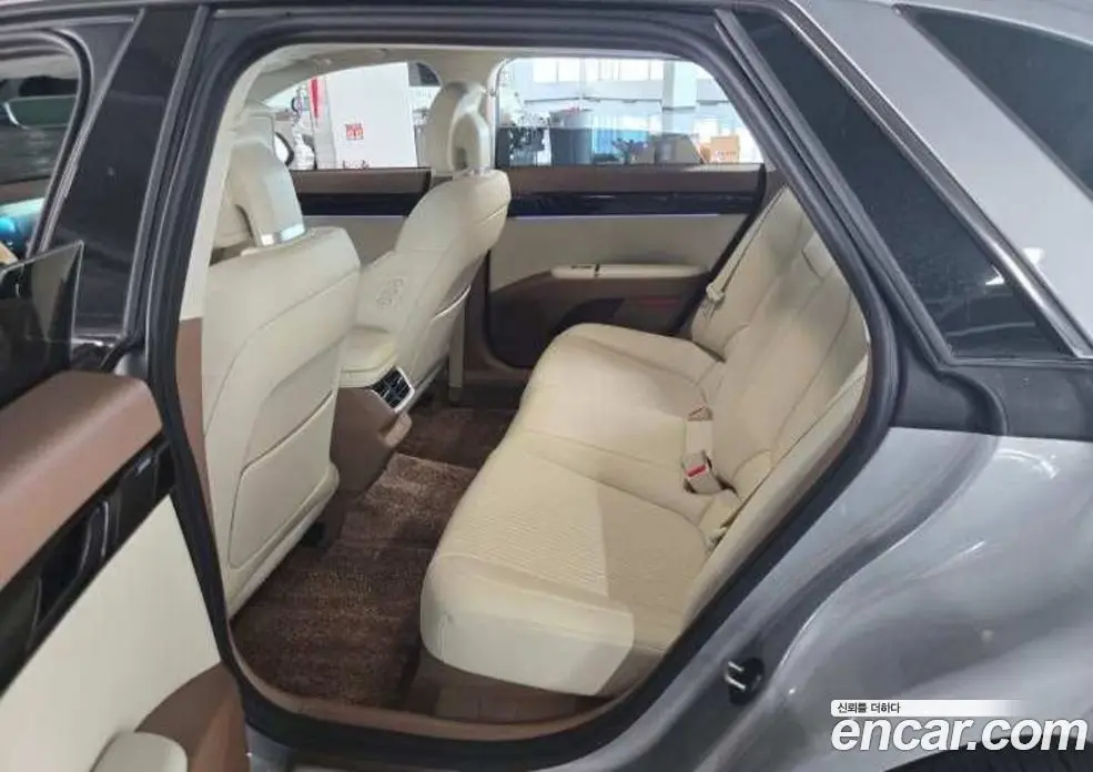 Hyundai Grandeur 2023 2.5 автомат (гидро), фото 10