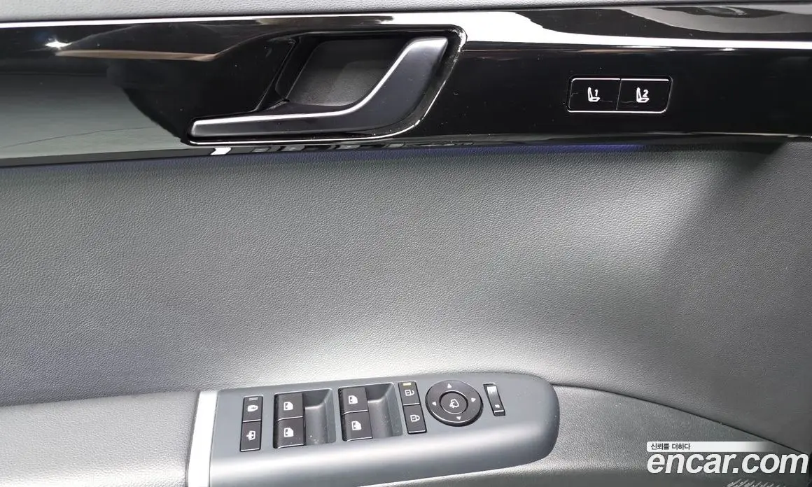 Hyundai Grandeur 2023 1.6 автомат (гидро), фото 25