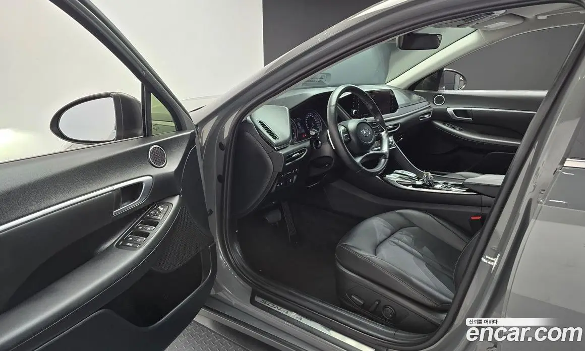 Hyundai Sonata 2021 2.0 автомат (гидро), фото 10