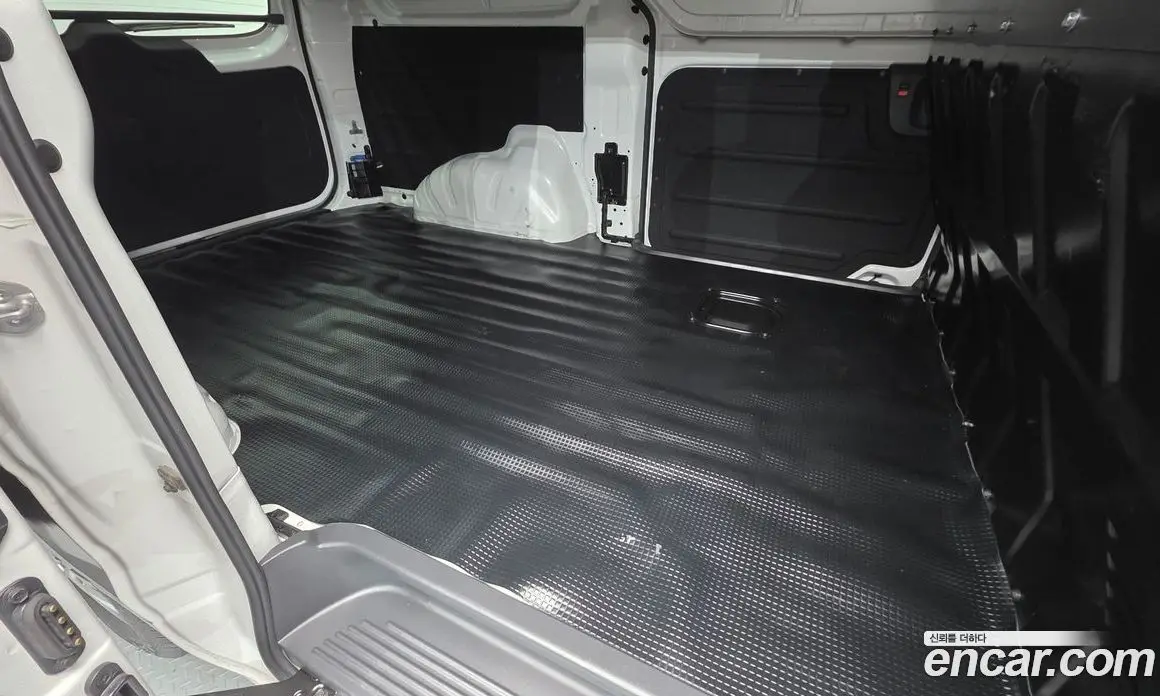 Hyundai Starex 2019 2.5 автомат (гидро), фото 19