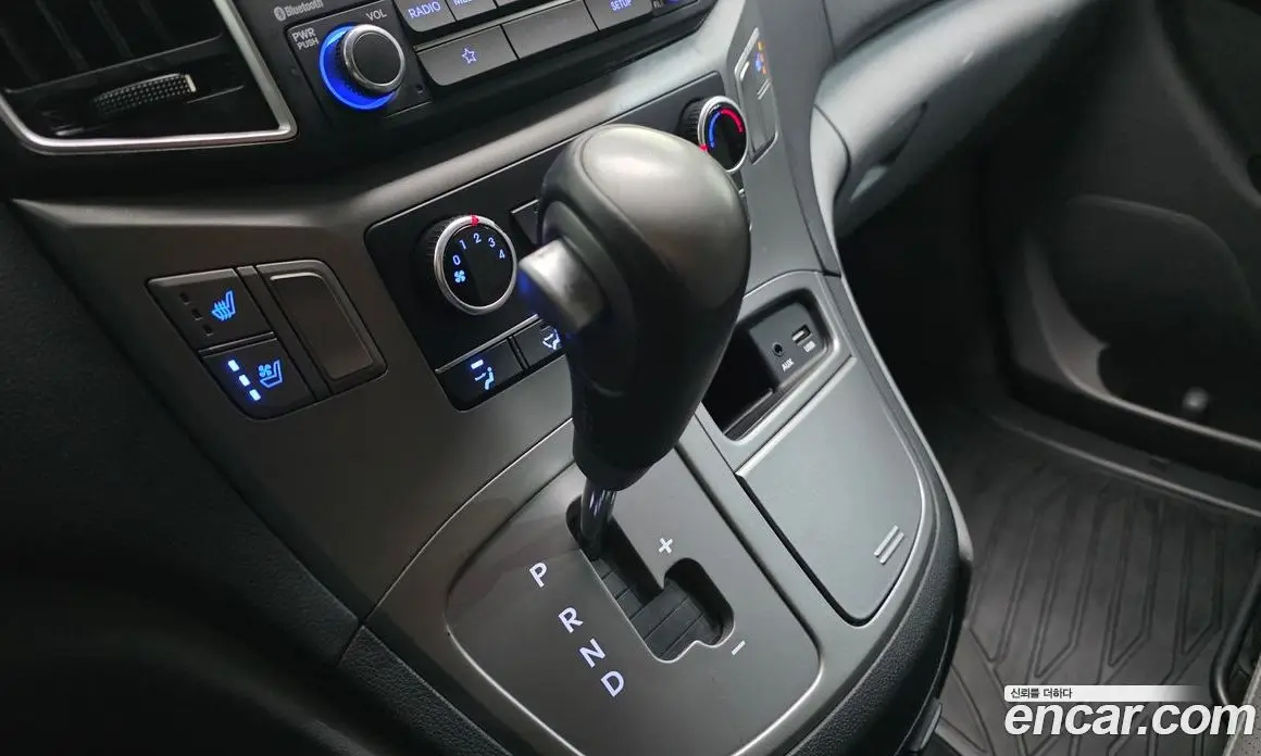 Hyundai Starex 2019 2.5 автомат (гидро), фото 9
