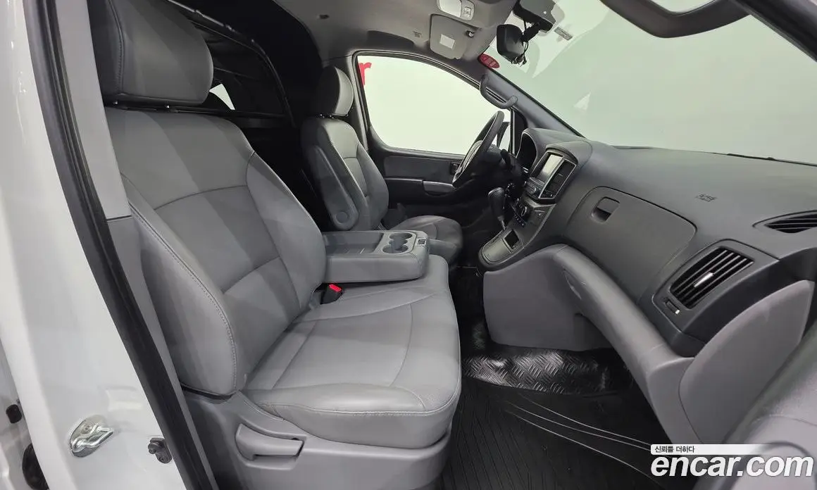 Hyundai Starex 2019 2.5 автомат (гидро), фото 10