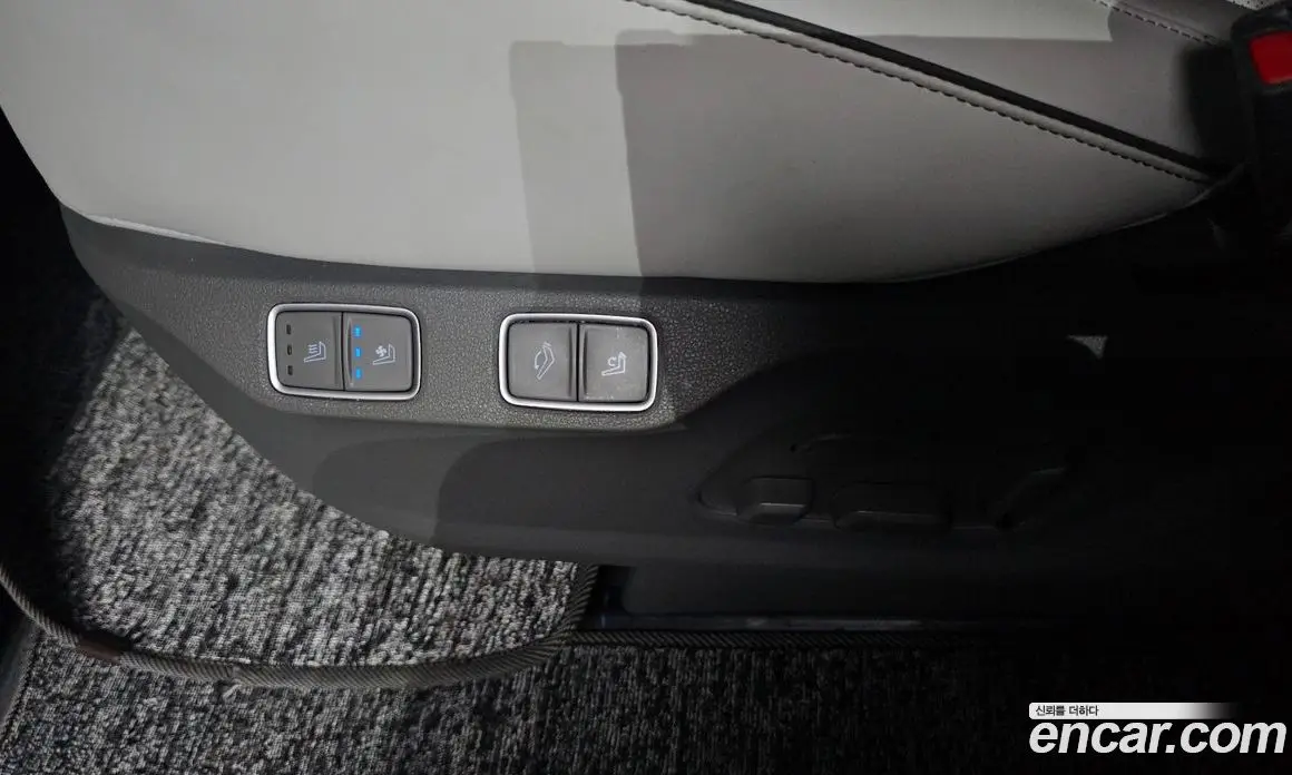Hyundai Staria 2023 2.2 автомат (гидро), фото 18