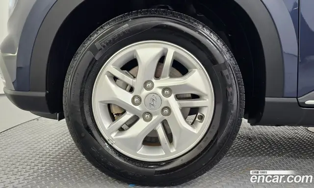 Hyundai Venue 2021 1.6 автомат (гидро), миниатюра 5