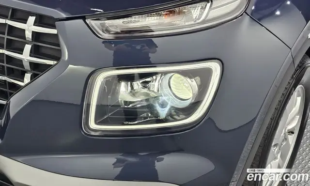 Hyundai Venue 2021 1.6 автомат (гидро), миниатюра 8